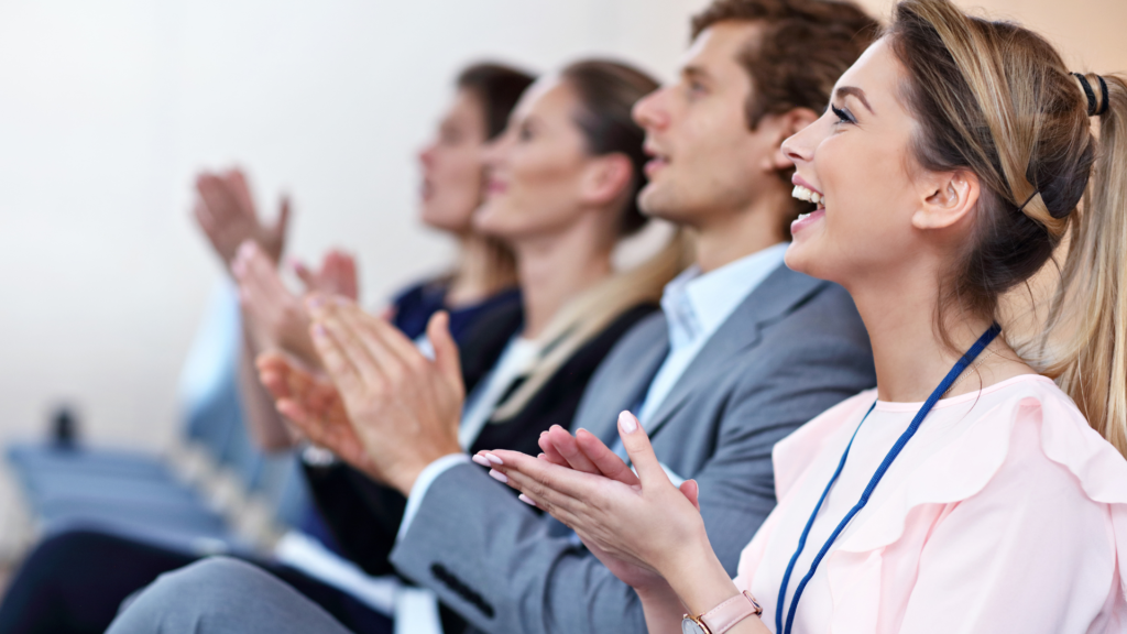 people clapping hands